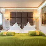 Hotel Western