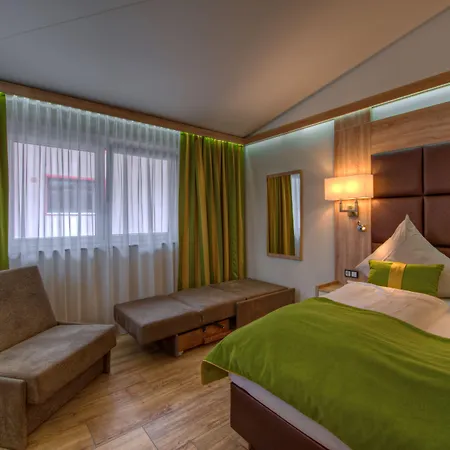 Отель Western 4*