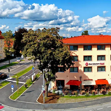 Western Отель 4*
