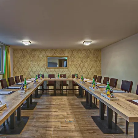 Szálloda Western