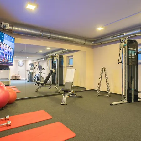 Western Hotell 4*