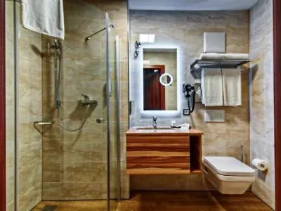 Szálloda Western 4*